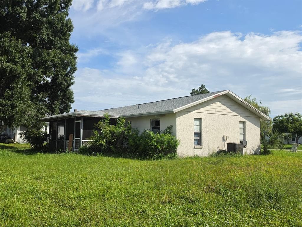 586 ALTOONA STREET NW, PORT CHARLOTTE, FL 33948 — zdjęcie 3