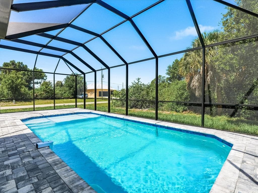 108 LOMAS RD, ROTONDA WEST, FL 33947 — zdjęcie 3
