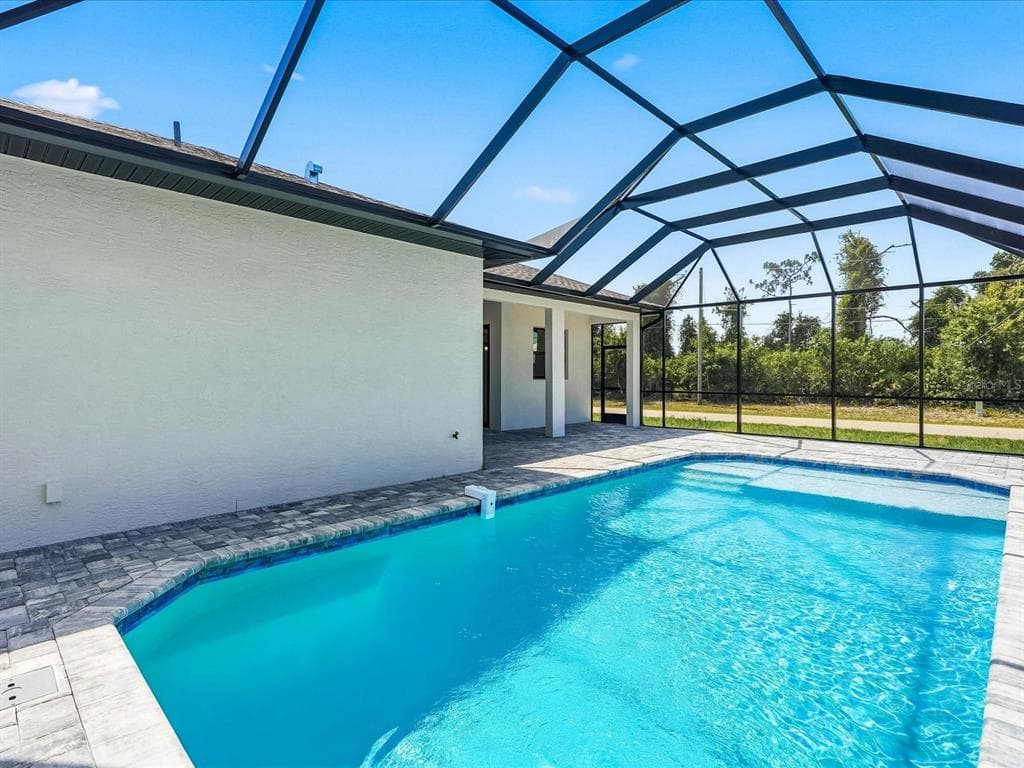 108 LOMAS RD, ROTONDA WEST, FL 33947 — zdjęcie 4