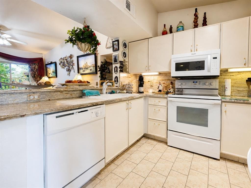 8294 KEY ROYAL CIRCLE # 1631, NAPLES, FL 34119 — zdjęcie 5