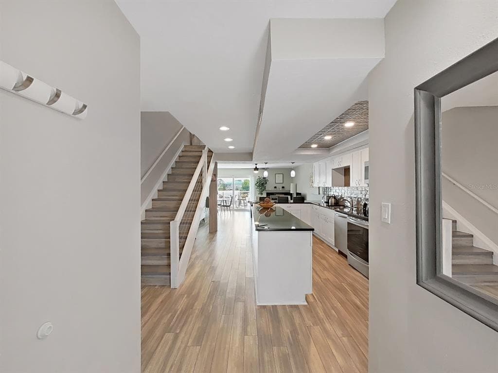 433 S PAULA DRIVE # 18, DUNEDIN, FL 34698 — zdjęcie 3