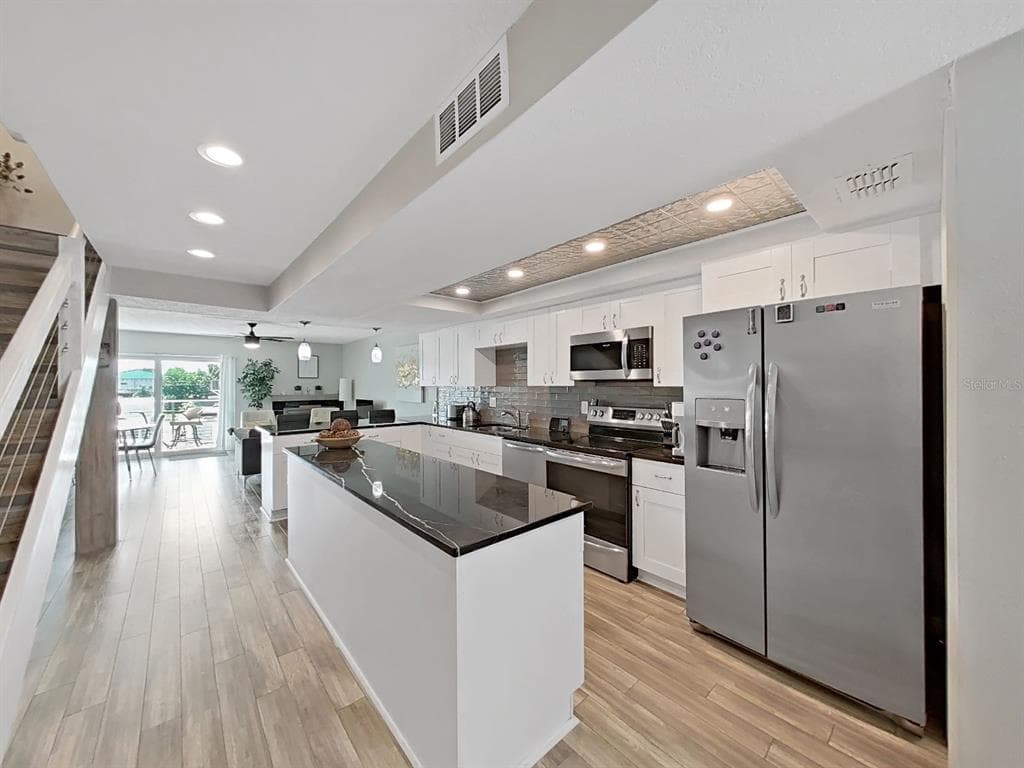 433 S PAULA DRIVE # 18, DUNEDIN, FL 34698 — zdjęcie 5