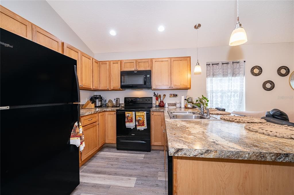 1360 COTTAGE CIRCLE, TAVARES, FL 32778 — zdjęcie 5
