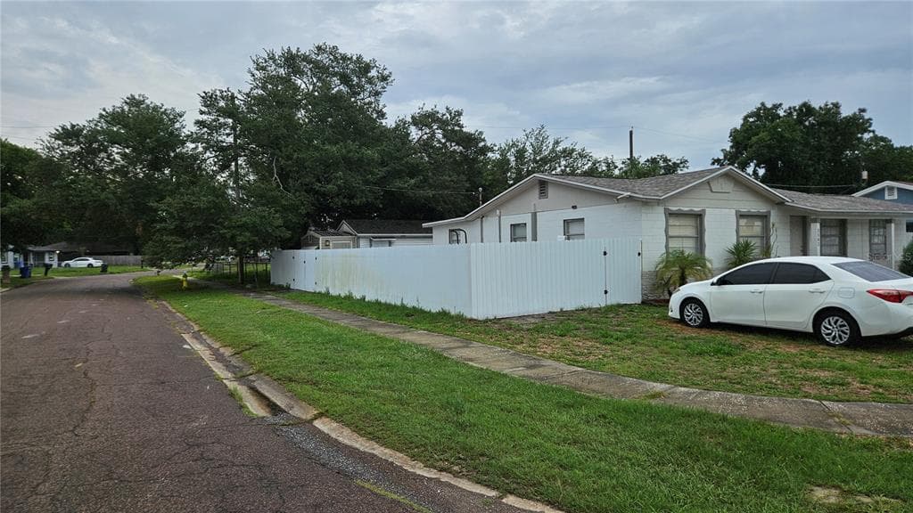 3502 LIBBY LOOP, TAMPA, FL 33619 — zdjęcie 3