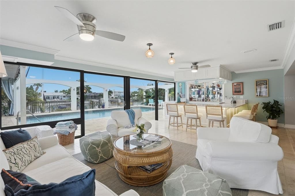 4424 45TH STREET S, ST PETERSBURG, FL 33711 — zdjęcie 2