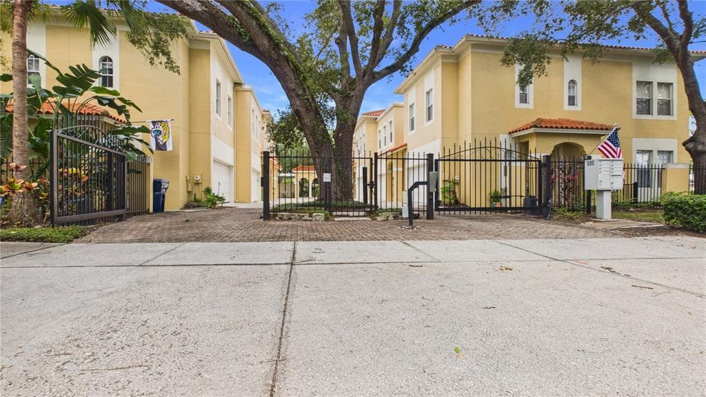505 S TAMPANIA AVENUE # 7, TAMPA, FL 33609