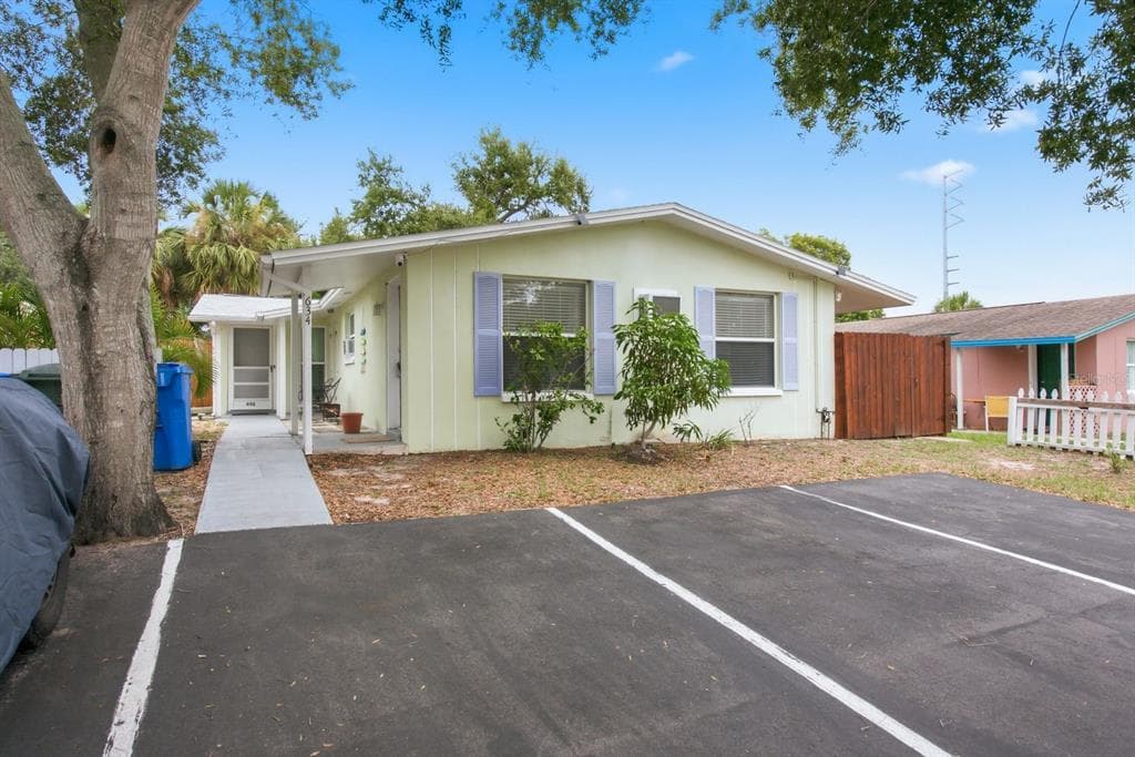 634 DOGWOOD COURT, DUNEDIN, FL 34698