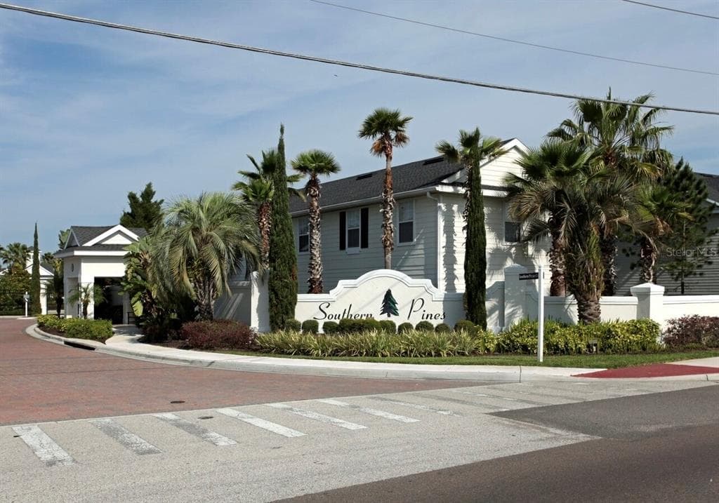 316 SOUTHERN PECAN CIRCLE # 102, WINTER GARDEN, FL 34787
