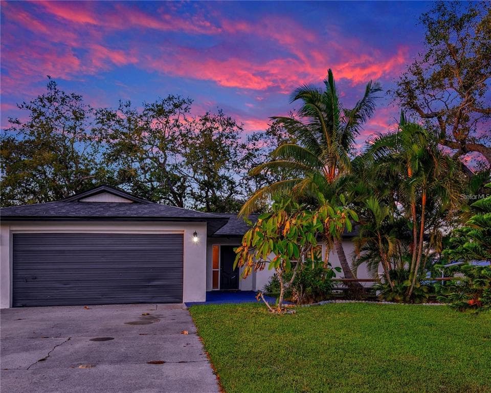 1414 GULF ROAD, TARPON SPRINGS, FL 34689