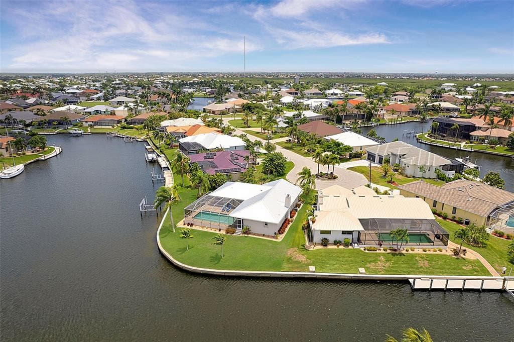 1230 SWAN COURT, PUNTA GORDA, FL 33950 — zdjęcie 4