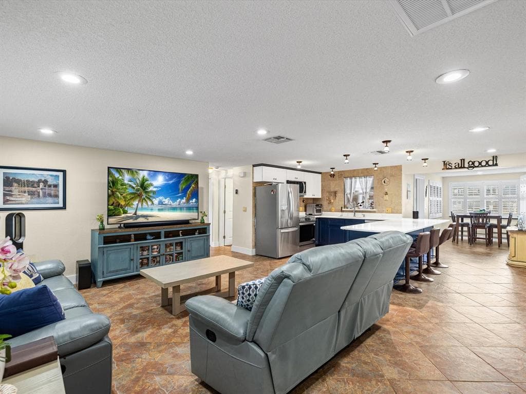 13521 VERONICA DRIVE, HUDSON, FL 34667 — zdjęcie 4