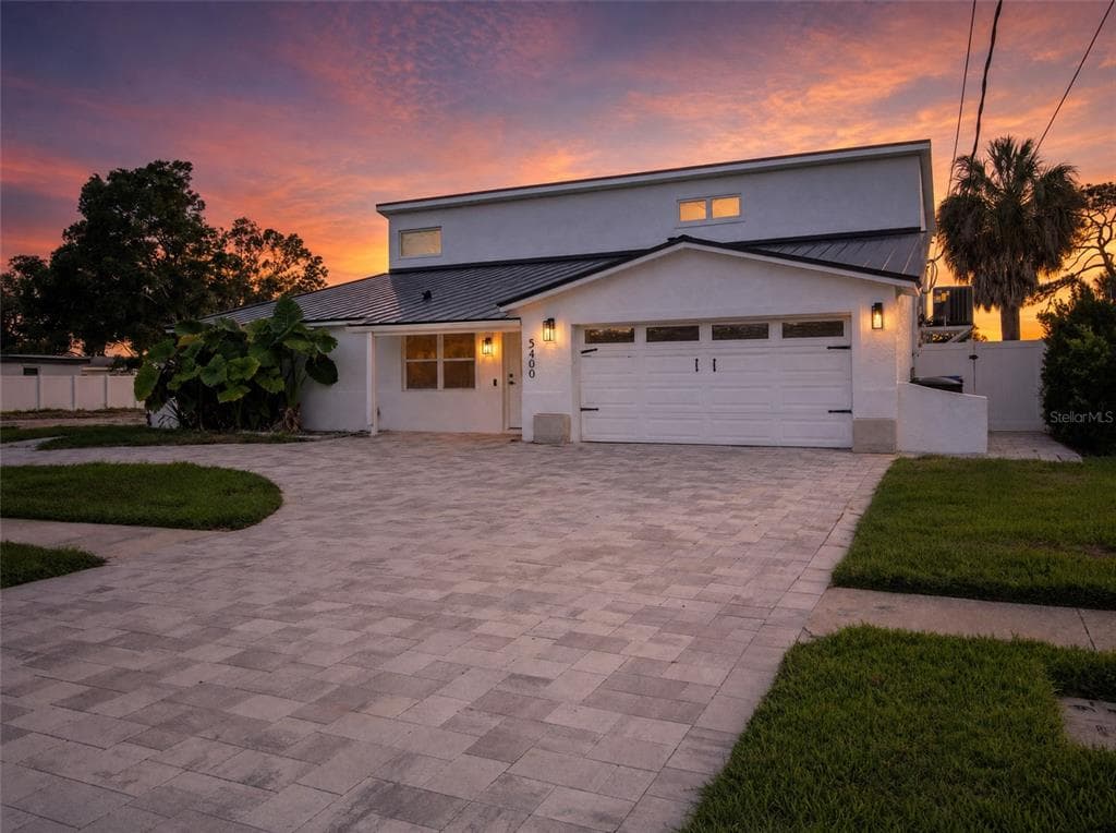 5400 DENVER STREET NE, ST PETERSBURG, FL 33703 — zdjęcie 4