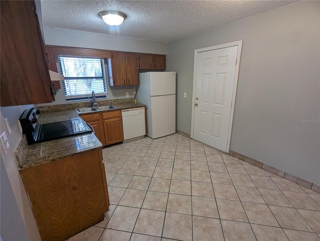 910 SOUTH CENTER STREET # 910, EUSTIS, FL 32726 — zdjęcie 3