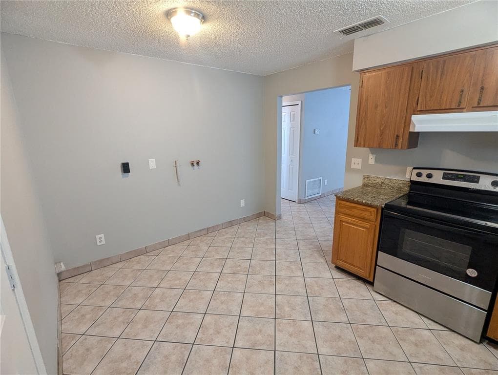 910 SOUTH CENTER STREET # 910, EUSTIS, FL 32726 — zdjęcie 4