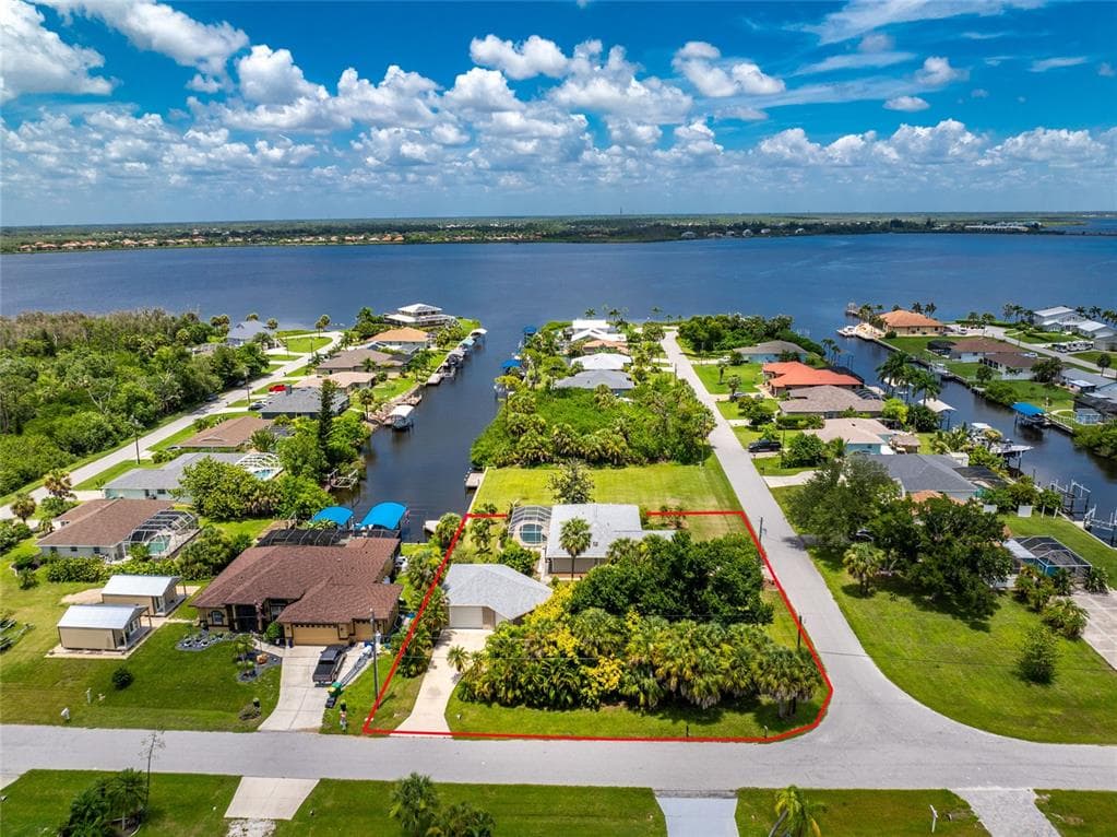 5105 ACKLEY TERRACE, PORT CHARLOTTE, FL 33981