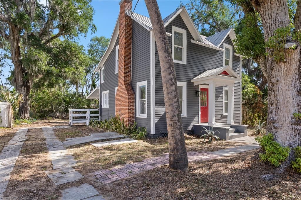 821 E LEMON AVENUE, EUSTIS, FL 32726 — zdjęcie 3