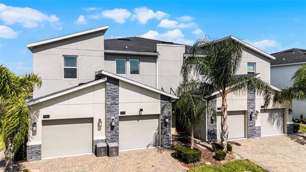 543 OCEAN COURSE AVENUE, DAVENPORT, FL 33896