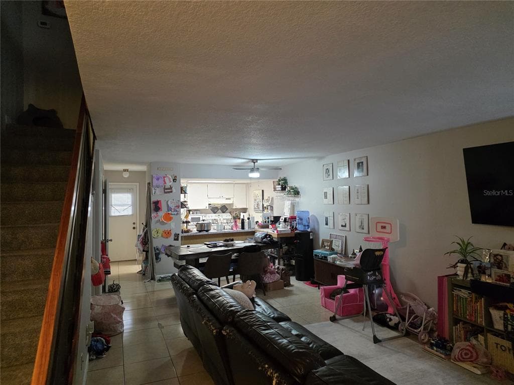 4823 W MCELROY AVENUE # D211, TAMPA, FL 33611 — zdjęcie 2