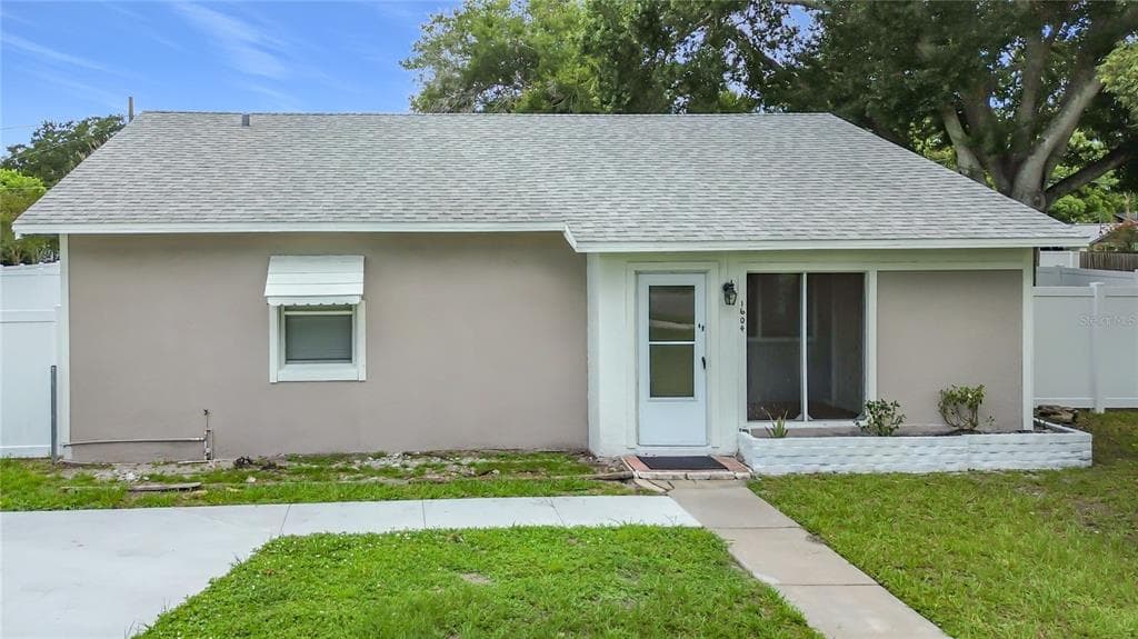 1604 MASSACHUSETTS AVENUE, ST CLOUD, FL 34769