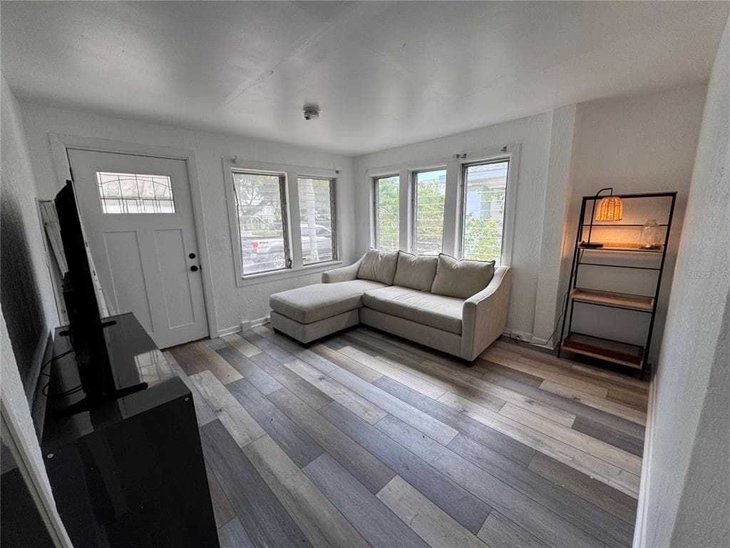 142 6TH AVENUE N # 1, ST PETERSBURG, FL 33701 — zdjęcie 3