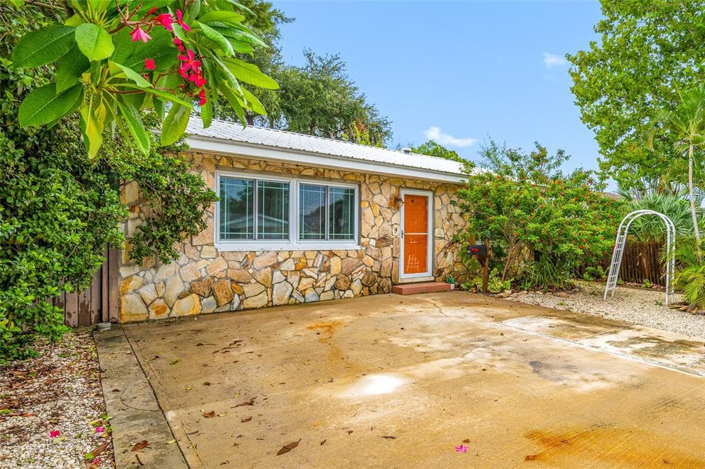 3935 11TH AVENUE N, ST PETERSBURG, FL 33713 — zdjęcie 3