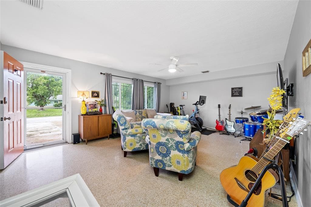 3935 11TH AVENUE N, ST PETERSBURG, FL 33713 — zdjęcie 5