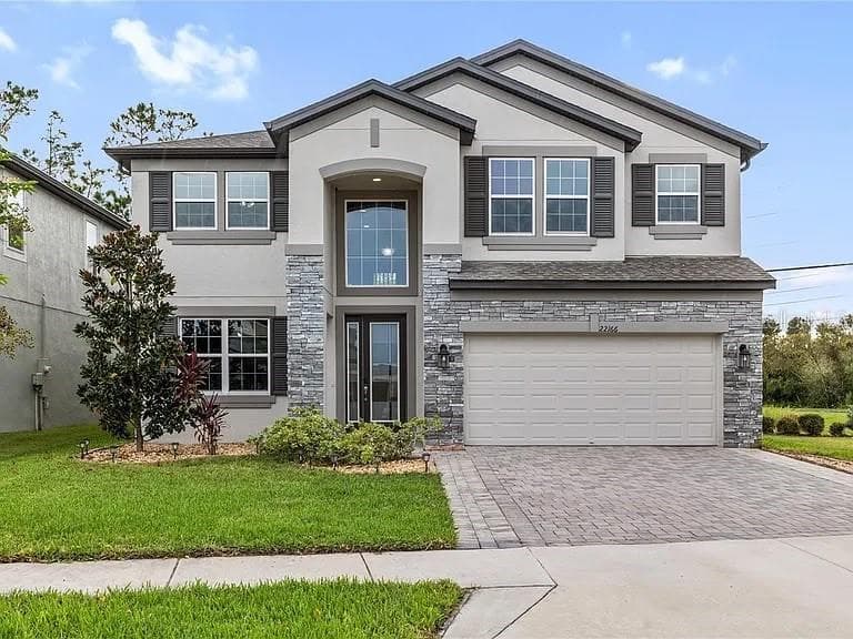 22166 WOODMEN HALL, LAND O LAKES, FL 34637