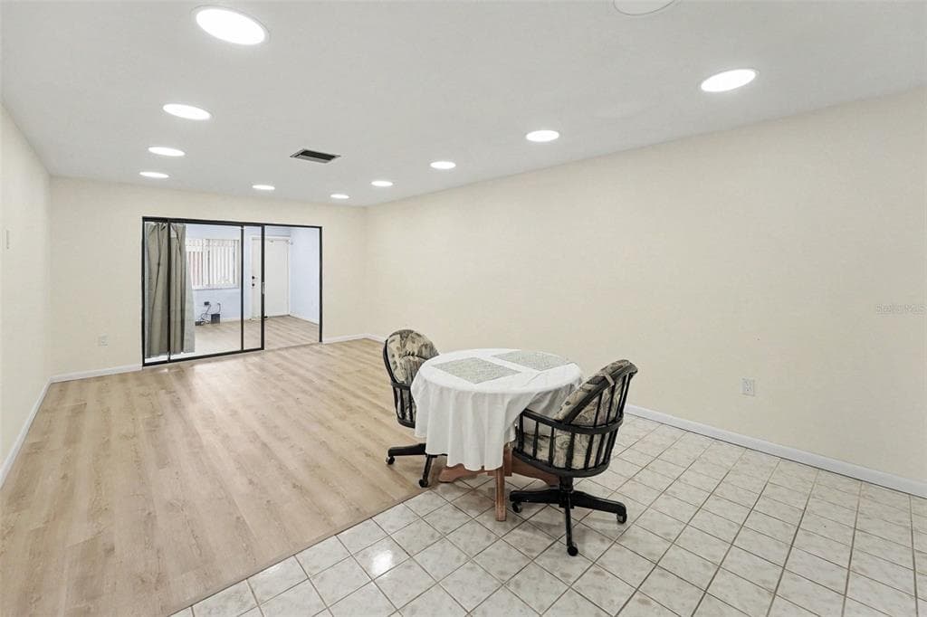 5870 38TH AVENUE N # 43, ST PETERSBURG, FL 33710 — zdjęcie 5