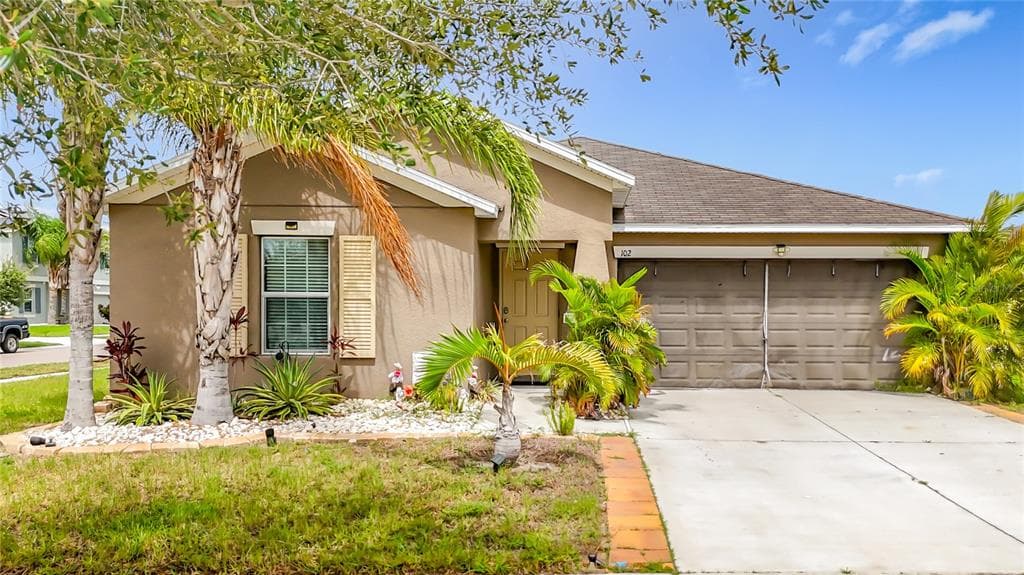 102 CASCADE BEND DRIVE, RUSKIN, FL 33570
