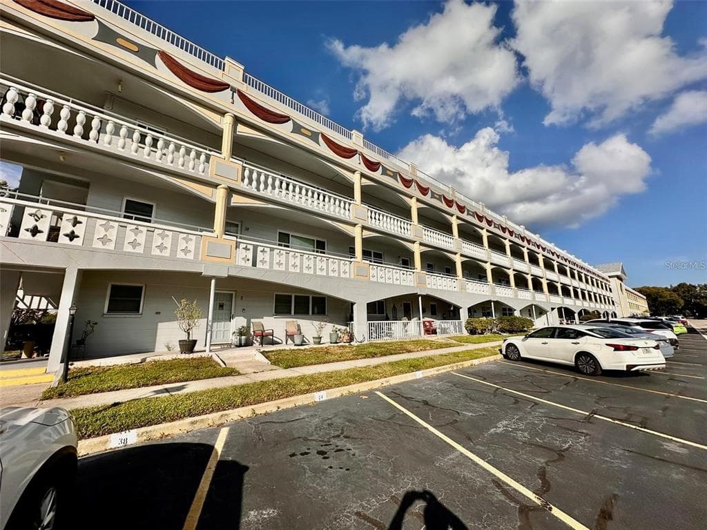 2460 FRANCISCAN DRIVE # 76, CLEARWATER, FL 33763