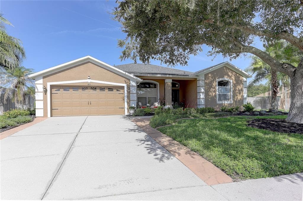 3815 RED BLUFF CT, LAND O LAKES, FL 34639 — zdjęcie 2