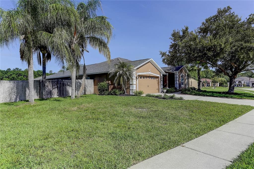 3815 RED BLUFF CT, LAND O LAKES, FL 34639 — zdjęcie 3