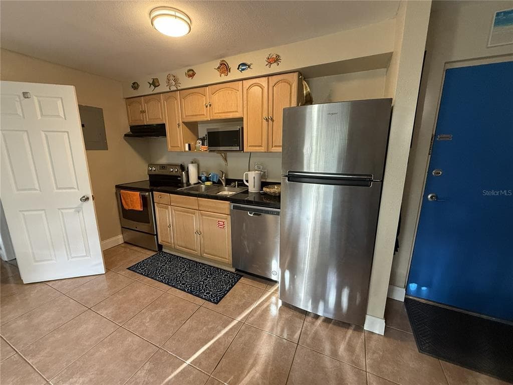 4215 E BAY DRIVE # 1702B, CLEARWATER, FL 33764 — zdjęcie 5