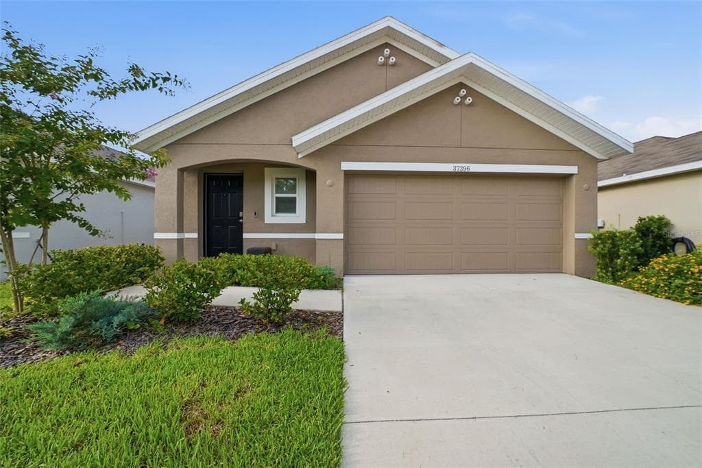 37396 SHARKS EYE LANE, ZEPHYRHILLS, FL 33541