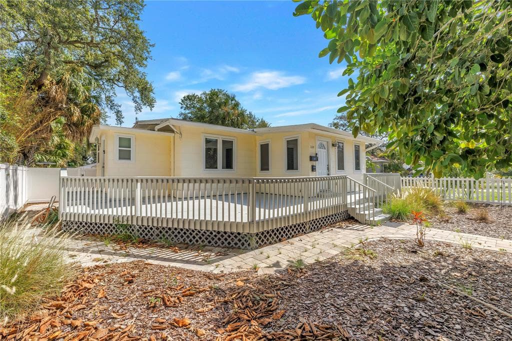 109 20TH AVENUE S, ST PETERSBURG, FL 33705 — zdjęcie 5