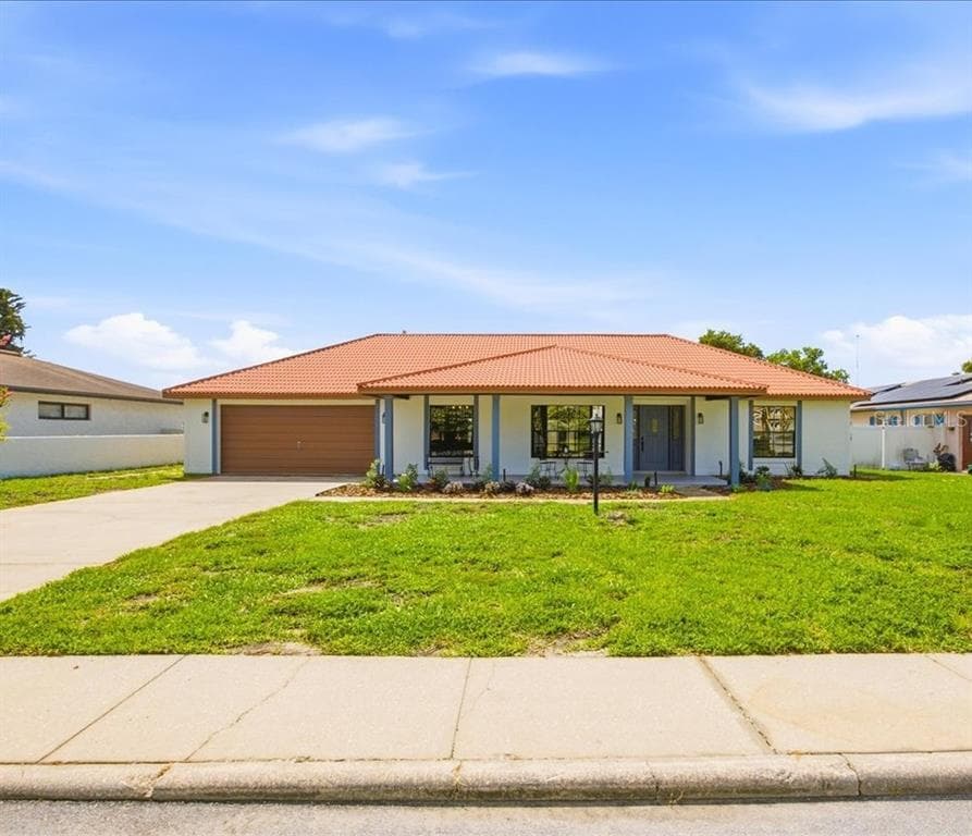 2004 LEISURE DRIVE, WINTER HAVEN, FL 33881