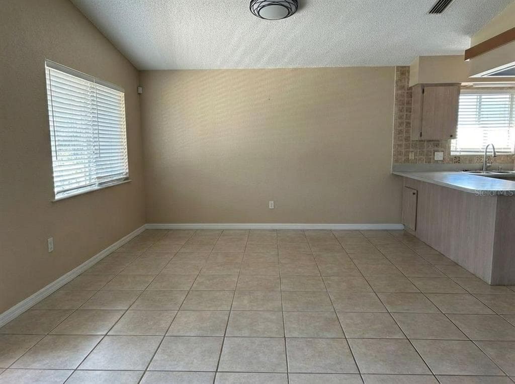 1783 MARYLAND AVENUE NE, ST PETERSBURG, FL 33703 — zdjęcie 3