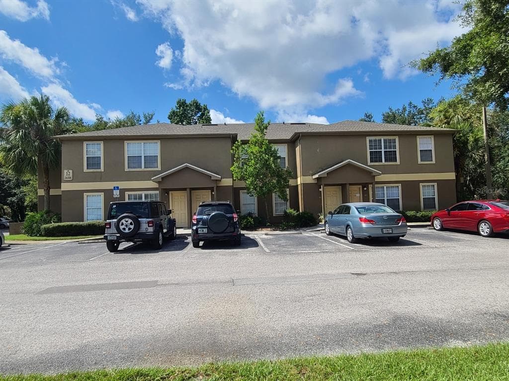 36106 LAKE CHASE BOULEVARD # 104, ZEPHYRHILLS, FL 33541