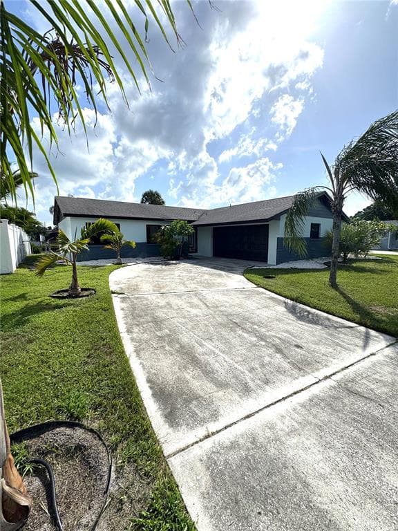 10708 DONBRESE AVENUE, TAMPA, FL 33615 — zdjęcie 2