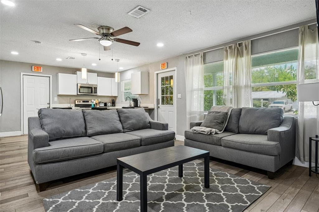 520 FAIRFAX LANE, APOLLO BEACH, FL 33572 — zdjęcie 2