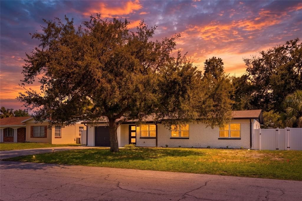 4420 W BAY COURT AVENUE, TAMPA, FL 33611