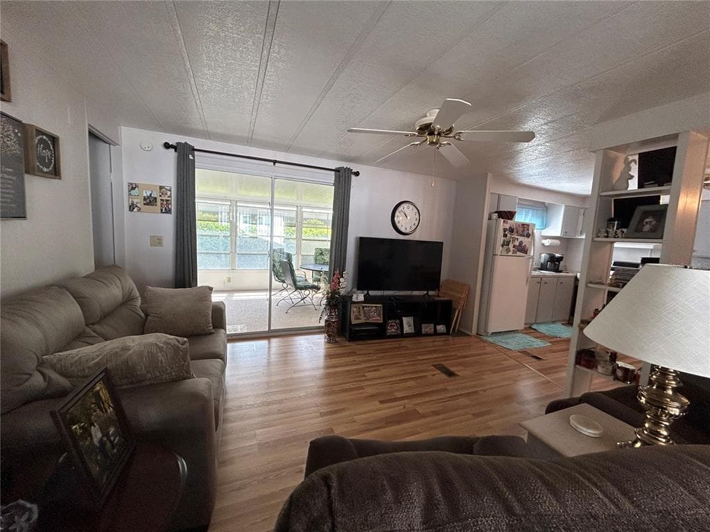 131 MALAYON WAY, LEESBURG, FL 34788 — zdjęcie 2