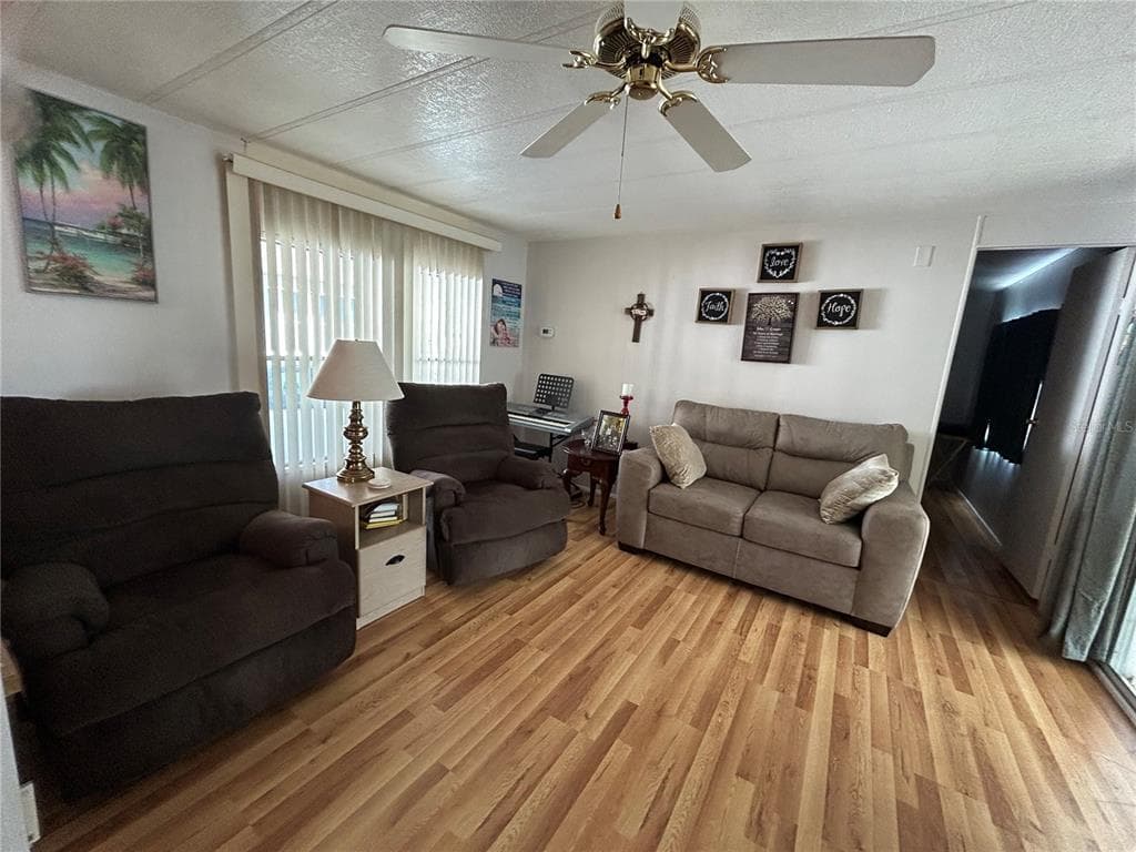 131 MALAYON WAY, LEESBURG, FL 34788 — zdjęcie 3