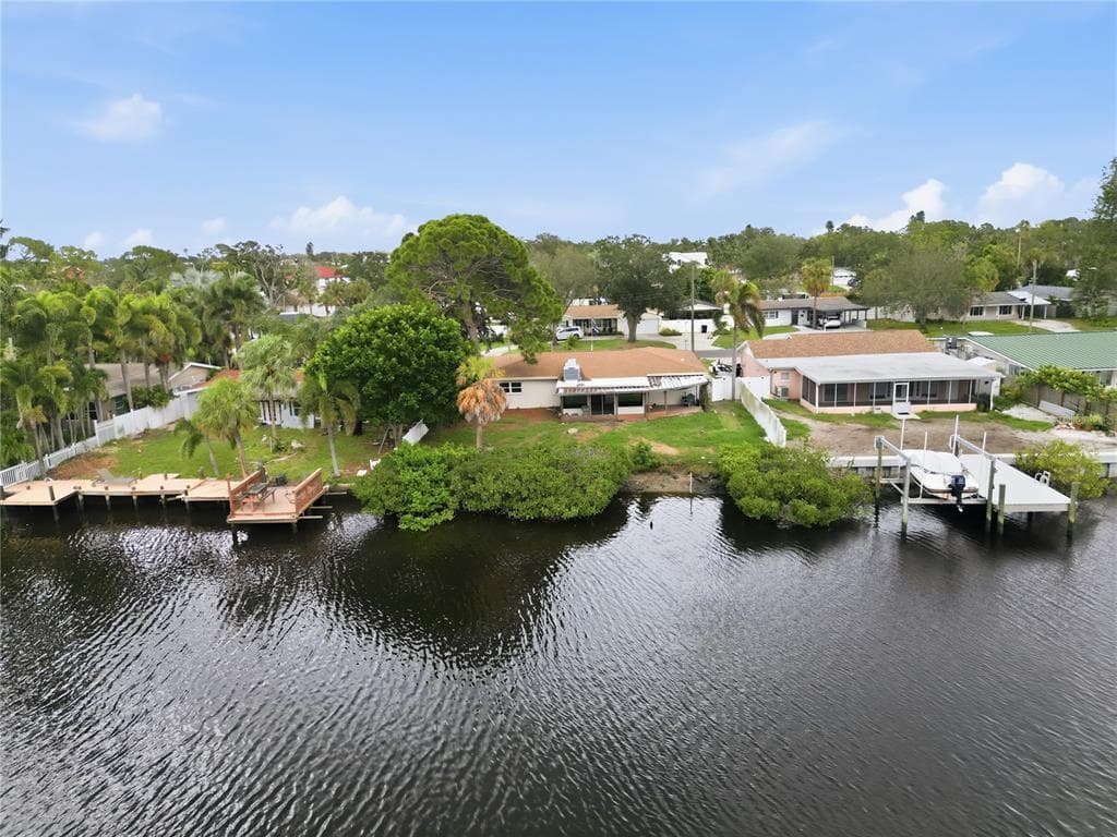 4400 HUNTINGTON STREET NE, ST PETERSBURG, FL 33703 — zdjęcie 2