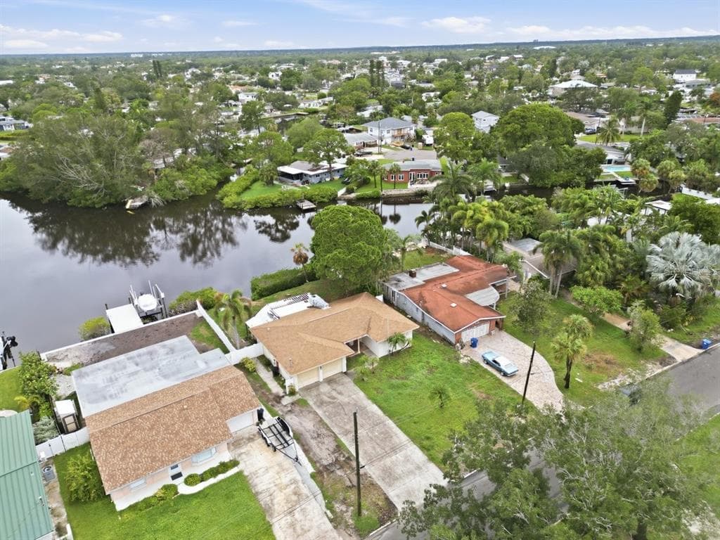 4400 HUNTINGTON STREET NE, ST PETERSBURG, FL 33703 — zdjęcie 5