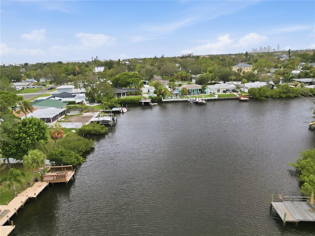 4400 HUNTINGTON STREET NE, ST PETERSBURG, FL 33703 — zdjęcie 4