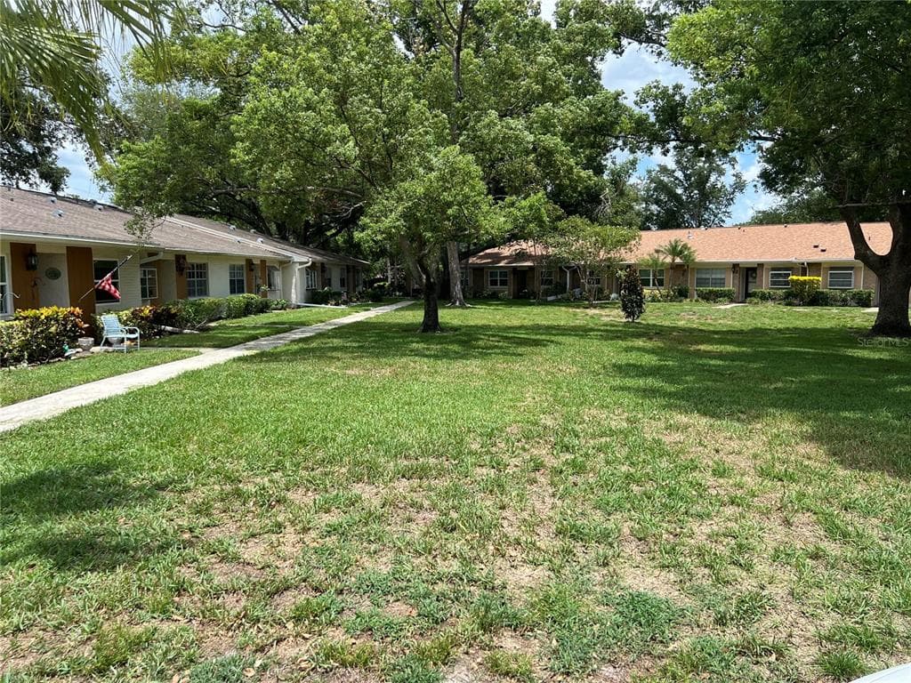 2297 LARK CIRCLE E # C, PALM HARBOR, FL 34684 — zdjęcie 3