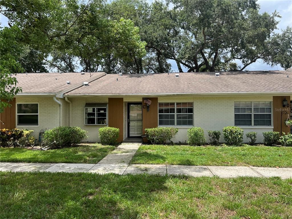 2297 LARK CIRCLE E # C, PALM HARBOR, FL 34684