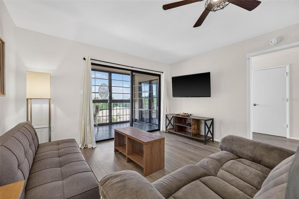 9860 62ND TERRACE N # 1048, ST PETERSBURG, FL 33708 — zdjęcie 3