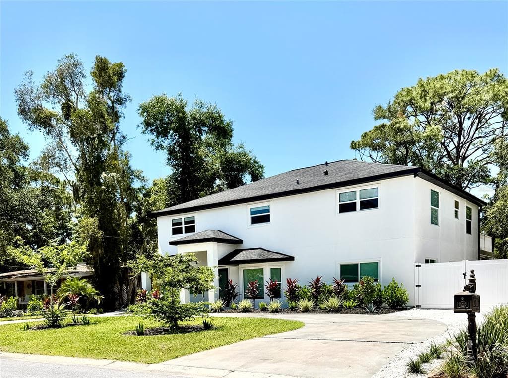 2655 BAY STREET # 2, SARASOTA, FL 34237